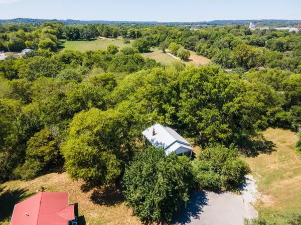 156 Morningside Ln, Columbia, TN 38401