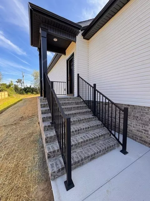 Shelbyville, TN 37160,303 Lee Ln