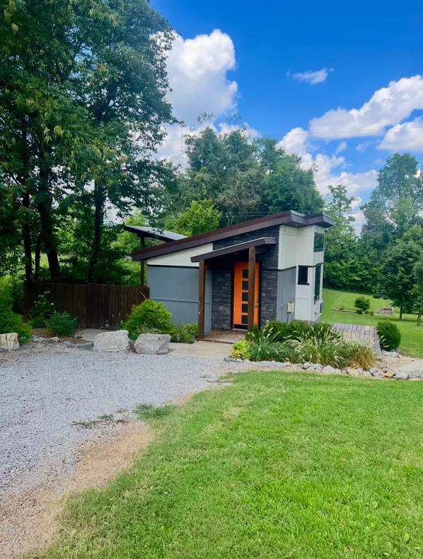 2044 Wilson Ln, Goodlettsville, TN 37072