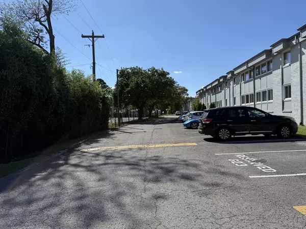 Nashville, TN 37215,1900 Richard Jones Rd #A210