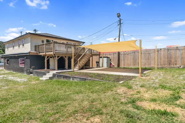 Clarksville, TN 37042,819 Providence Blvd