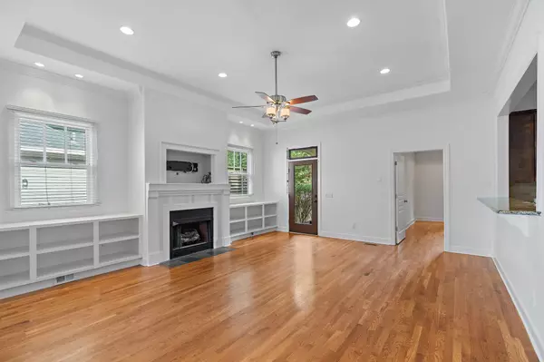 Nashville, TN 37207,221 Treutland Ave