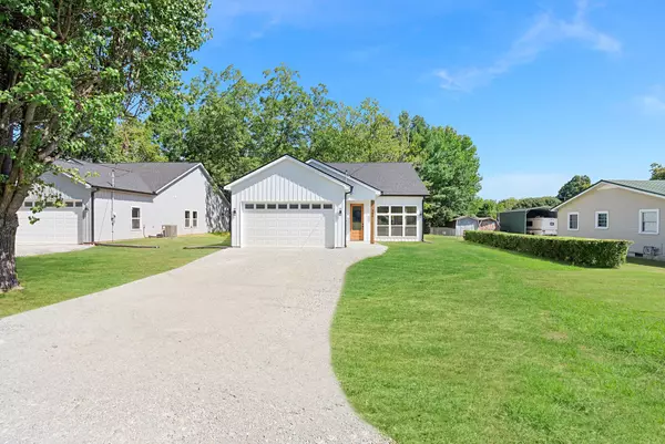 Hohenwald, TN 38462,309 W Linden Ave