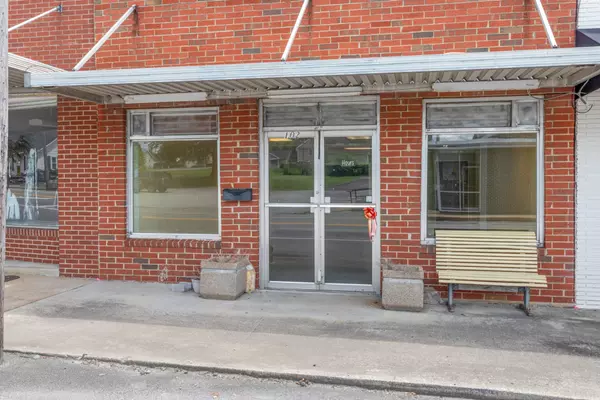 Mc Ewen, TN 37101,102 Main St