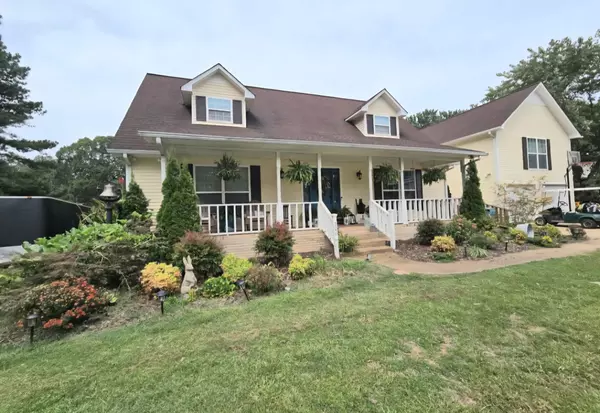 206 State Ave, Lawrenceburg, TN 38464