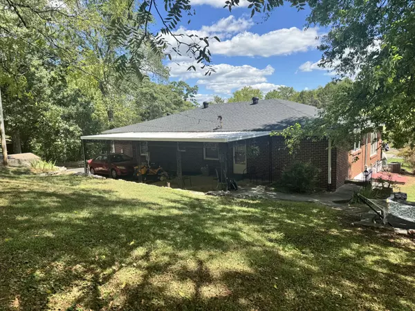 Carthage, TN 37030,17 Turkey Creek Hwy