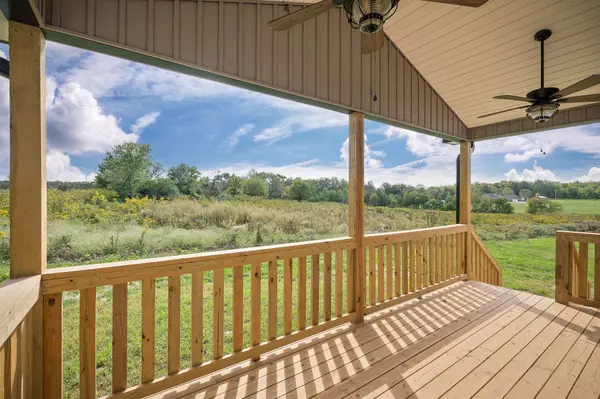 Baxter, TN 38544,6544 Thomas Twin Oak Rd
