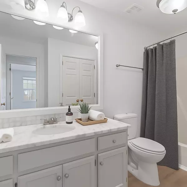 Ashland City, TN 37015,474 S Main St #203