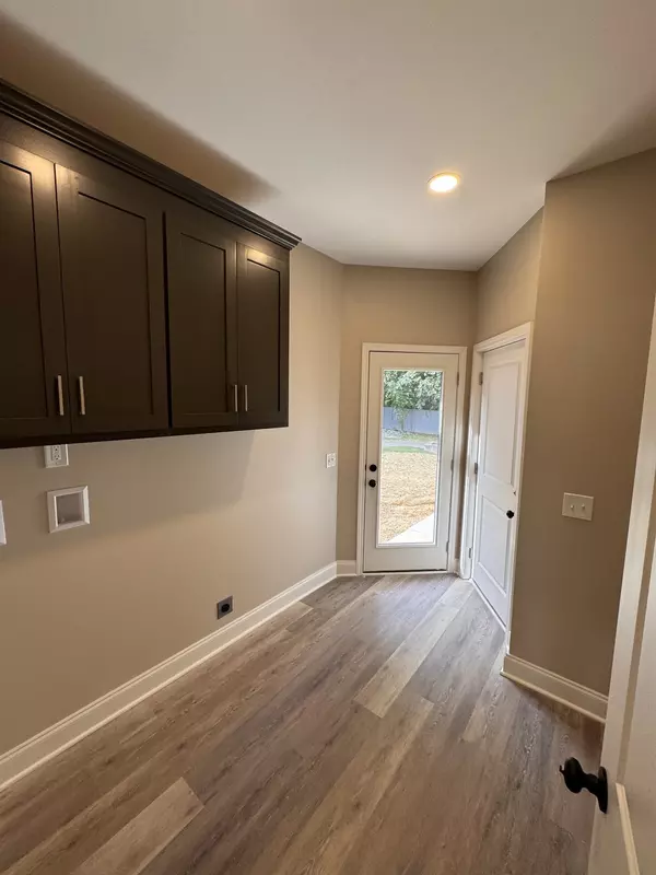 Shelbyville, TN 37160,610 Sundance St