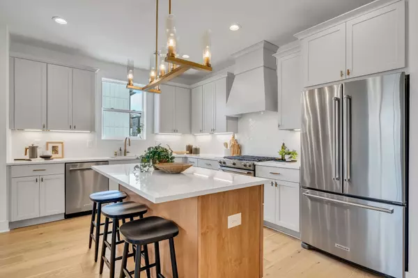 Nashville, TN 37209,824A Watts Ln