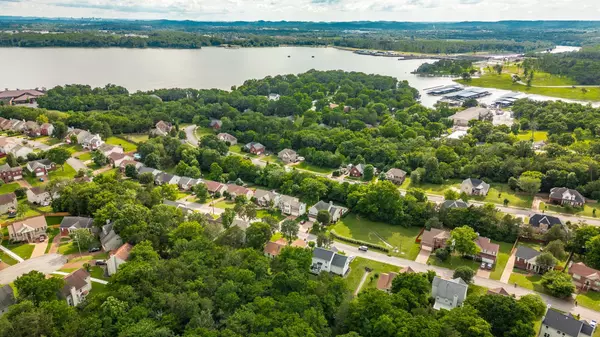 Hendersonville, TN 37075,106 Brunswick Dr