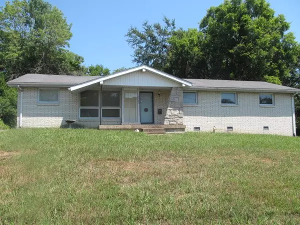 2704 Priest Lake Dr,  Nashville,  TN 37217