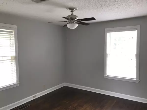 Nashville, TN 37209,5532 Kendall Dr