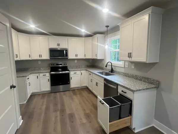 Clarksville, TN 37040,1248 Boulder Pass Rd