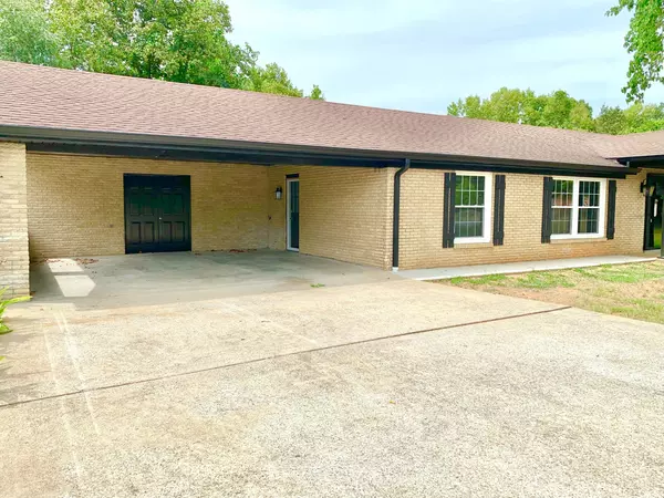 Clarksville, TN 37042,33 Walker Cir