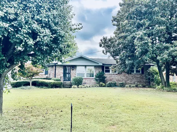 Hermitage, TN 37076,8310 Luree Ln