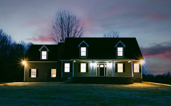 Erin, TN 37061,718 Darrell Rye Road