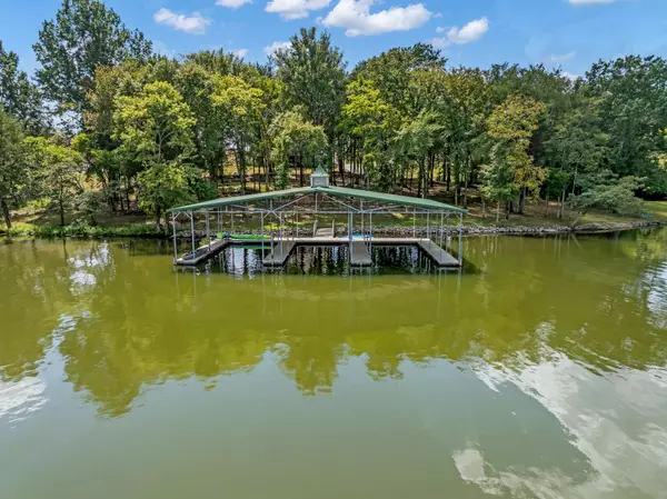 Gallatin, TN 37066,104 Wayward Pt