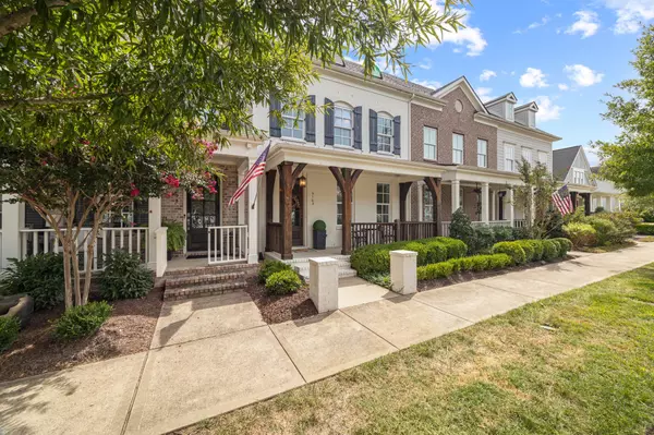 Franklin, TN 37064,5103 Donovan St
