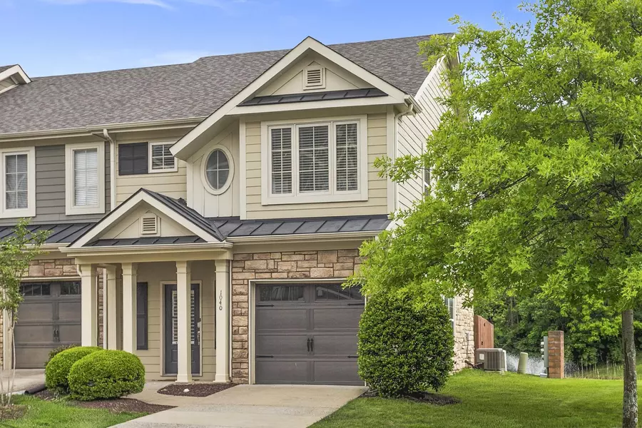 1040 Woodbury Falls Dr, Nashville, TN 37221