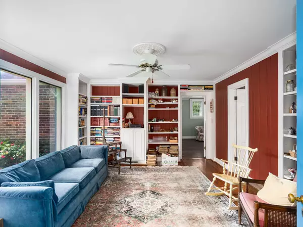 Nashville, TN 37215,3627 Hoods Hill Rd