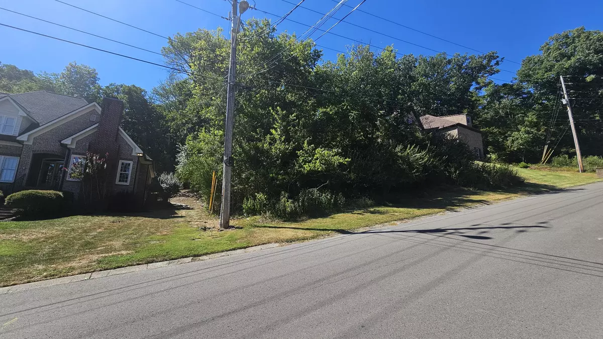 Hendersonville, TN 37075,0 spy glass way