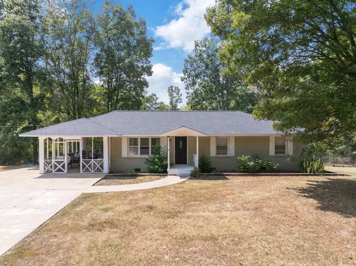 Bath Springs, TN 38311,7028 Three Way Rd