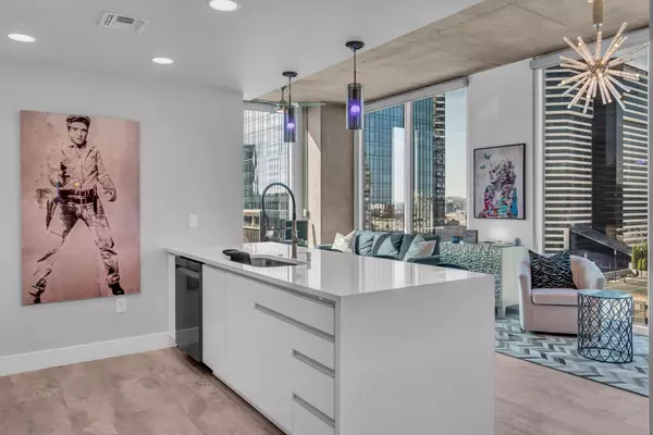 Nashville, TN 37219,415 Church St #1114