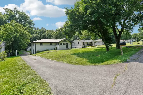 Nashville, TN 37216,4108 Edwards Ave