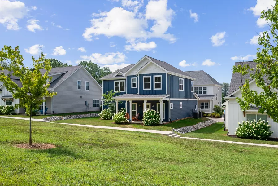 2203 Chadwell Station Ln, Madison, TN 37115