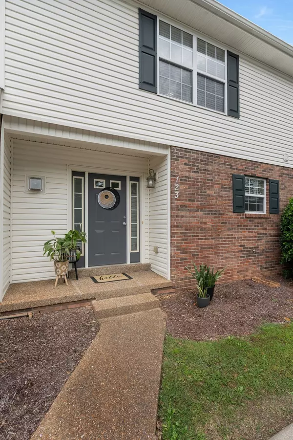 Dickson, TN 37055,123 Eastdale Ln