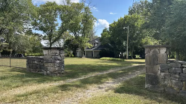 Franklin, TN 37067,2085 Wilson Pike