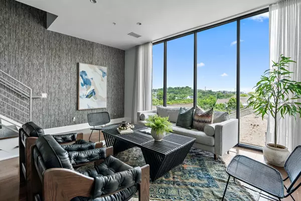 204 Acklen Park Dr #302, Nashville, TN 37203