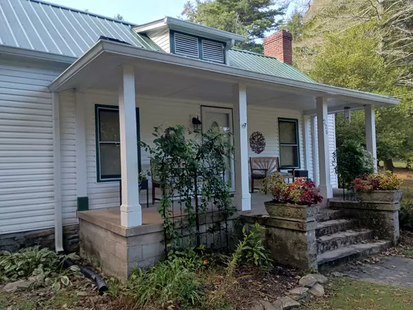 Sewanee, TN 37375,226 Lake Odonnell Rd