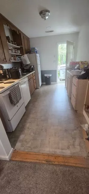 Columbia, TN 38401,526 Woods Drive