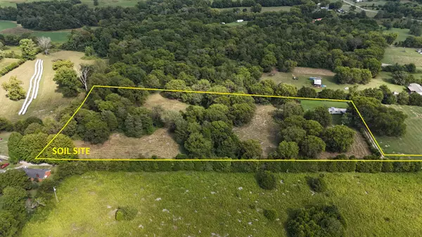 Lewisburg, TN 37091,1820 Wade Brown Rd