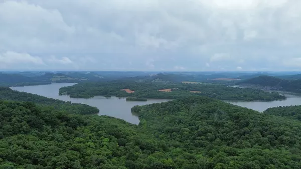 6 Turkey Creek, Carthage, TN 37030