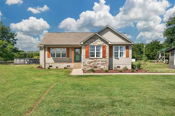 36 Pack Ln, Ardmore, TN 38449