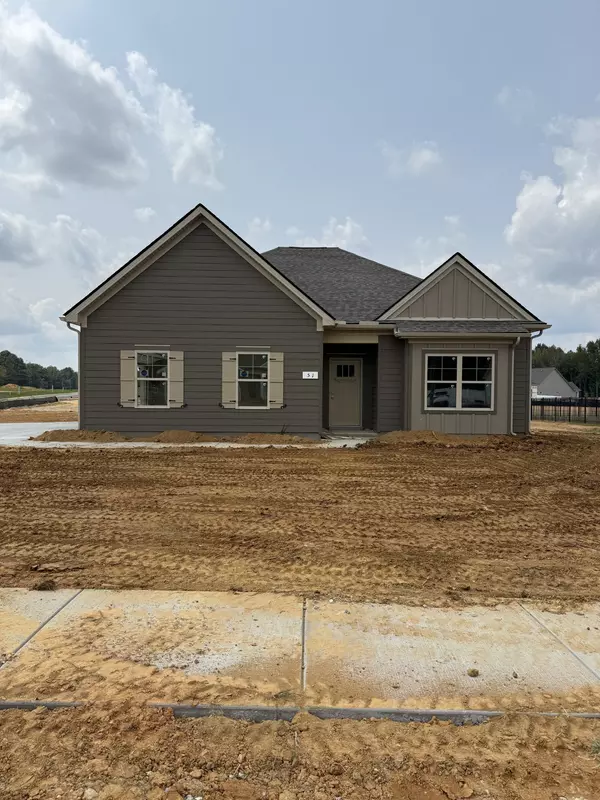 34 Stillwater Way, Tullahoma, TN 37388