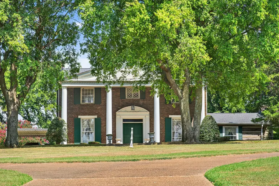 433 Rolling Mill Rd, Old Hickory, TN 37138