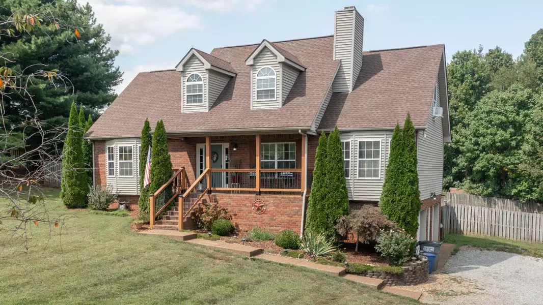 2005 Skyhawk Ct, White House, TN 37188