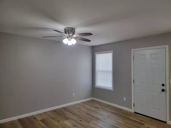 Lawrenceburg, TN 38464,509 5th St