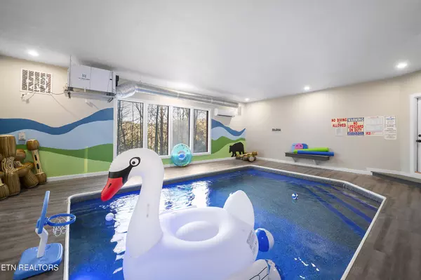 Cosby, TN 37722,225 Maranatha Way