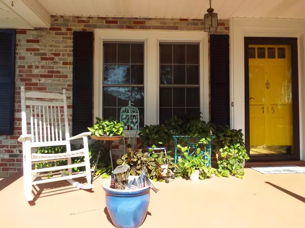 Auburntown, TN 37016,715 Poplar Bluff Rd E