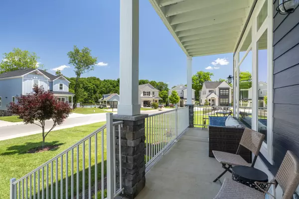 Winchester, TN 37398,204 Barefoot Way