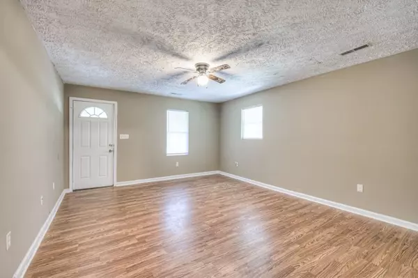 Tullahoma, TN 37388,804 E Grundy St