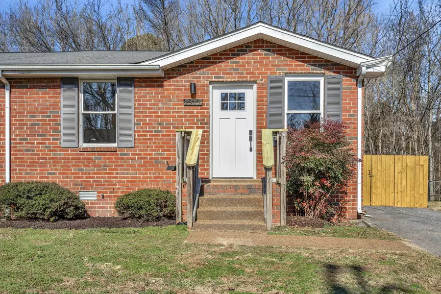 2341 Cooper Ter, Nashville, TN 37216