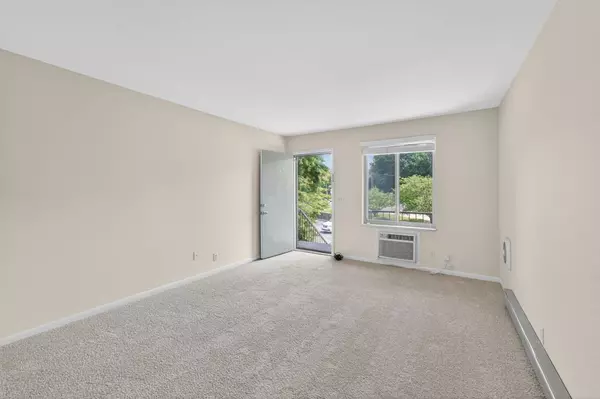 Nashville, TN 37212,2601 Hillsboro Pike #A11