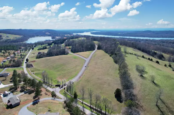 67 The Gates Drive, Decatur, TN 37322