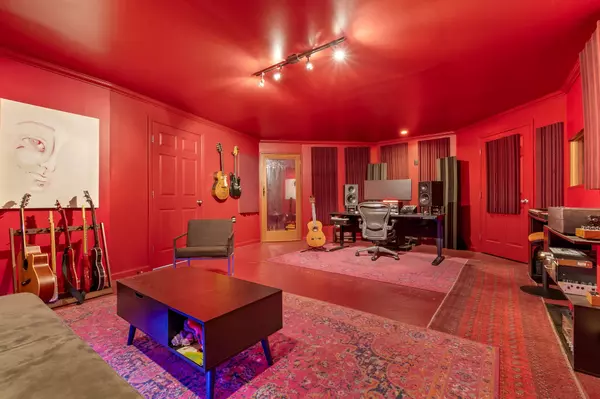 1136 Pierce Rd, Madison, TN 37115